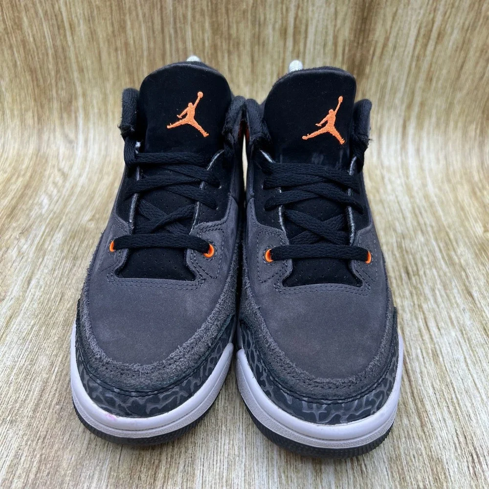 Nike Air Jordan 3 Retro Fear Pack Kid's Size 13.5C Grey Orange DM0966-080